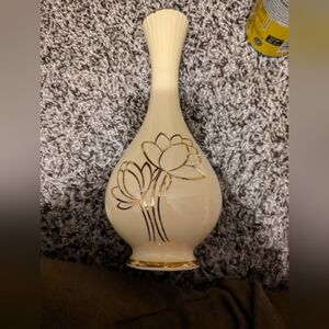 Antique vase 22 K gold